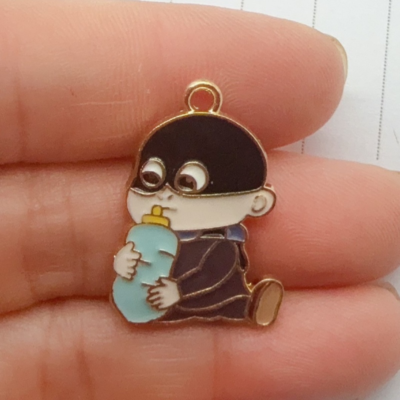 Pendentif en alliage à motif d - Event Party avis et prix