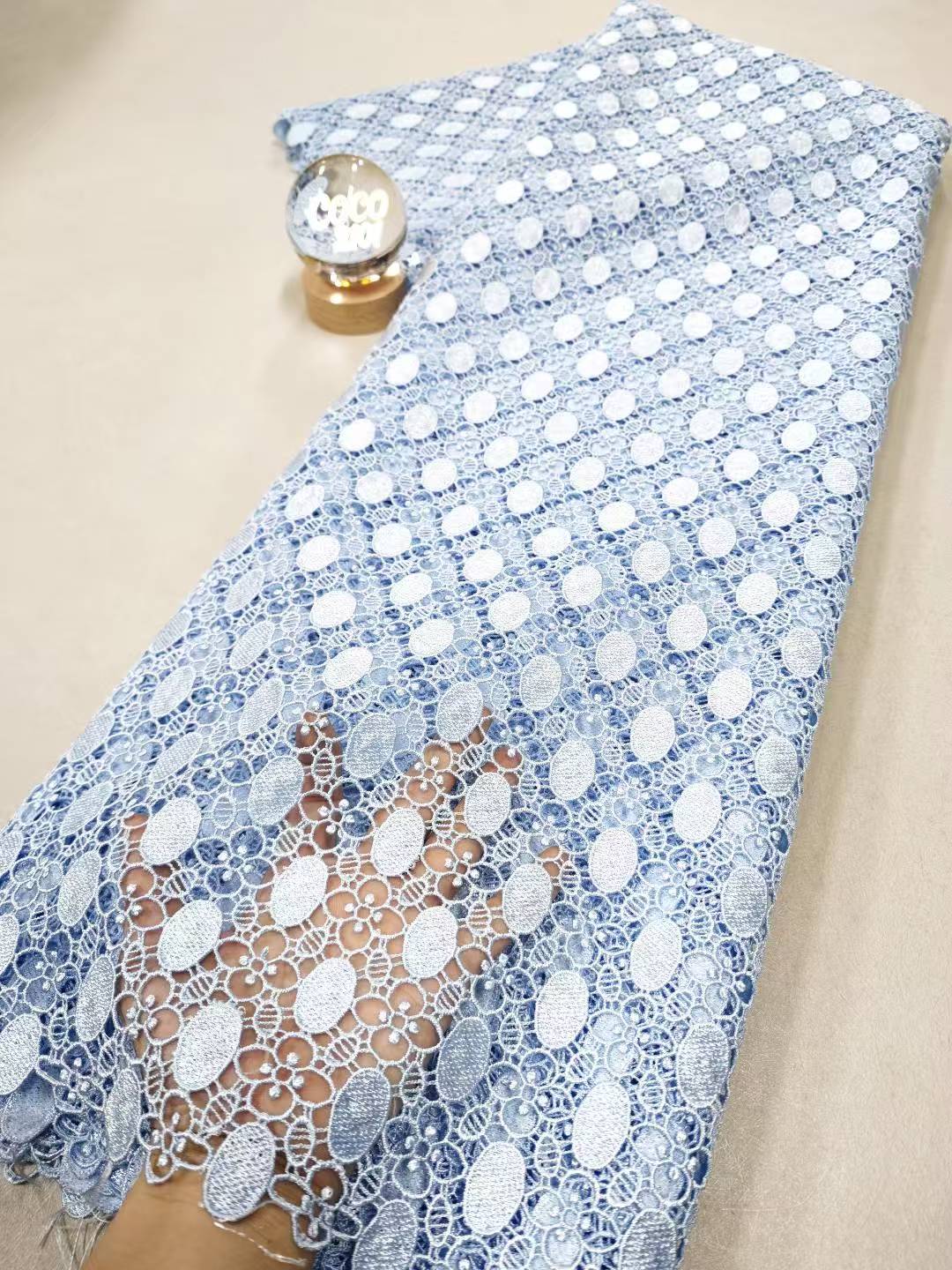 Tissu en dentelle brodée de co - Glitter Tablecloth avis et prix